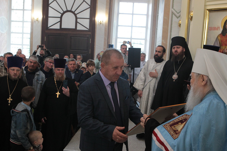 Великое освящение Казанского храма села Дединово